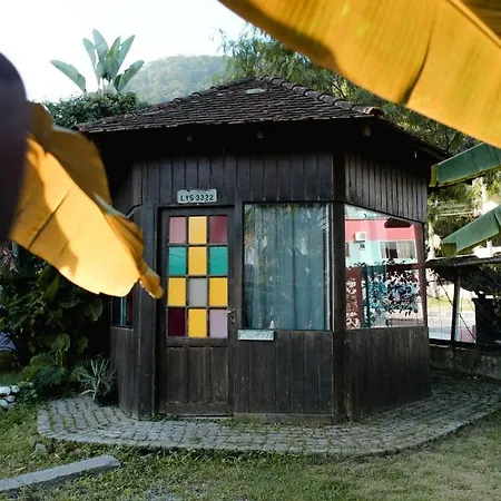 Hostel Barra Bar Balneário Camboriú Exterior foto